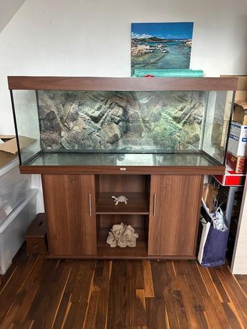 Aquarium Juwel avec meuble – 150 cm – complet avec néons beschikbaar voor biedingen