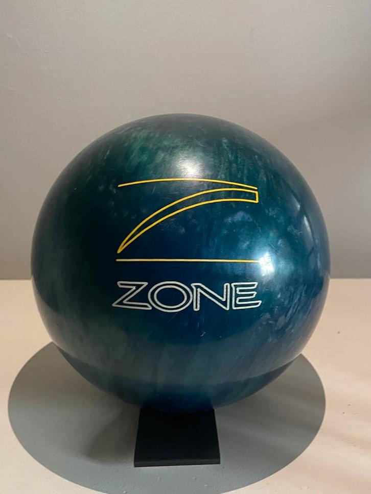 Brunswick Zone bowling ball, Sport en Fitness, Bowlen, Zo goed als nieuw, Ophalen of Verzenden