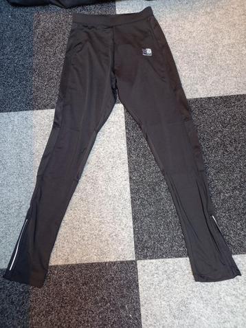 Kinderloopbroek 146-152 beschikbaar voor biedingen