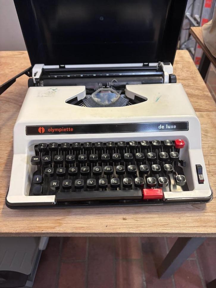 Olympiette de luxe typemachine, Diversen, Typemachines, Gebruikt, Ophalen