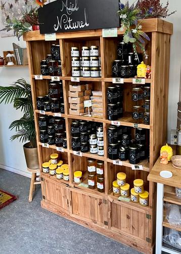 2 stuks - buffetkast - boekenkast - wandkast - dressoir beschikbaar voor biedingen