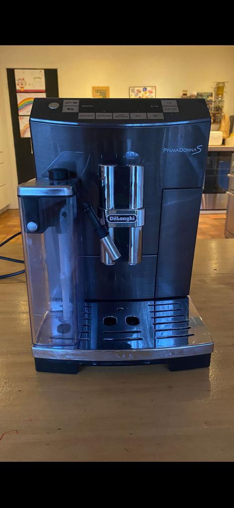 Delonghi Primadonna, Elektronische apparatuur, Koffiezetapparaten, Zo goed als nieuw, Ophalen