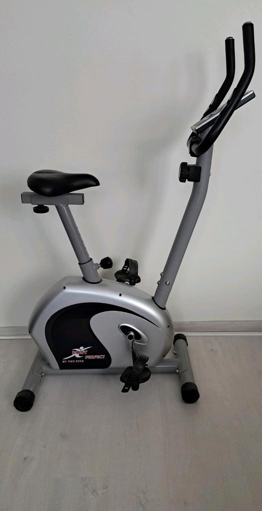 Hometrainer/magnetic bike/pro star body perfect, Sport en Fitness, Fitnessapparatuur, Zo goed als nieuw, Hometrainer, Ophalen