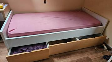 Lit 1 personne 3 tiroirs + matelas  beschikbaar voor biedingen