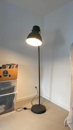 Lamp ikea  - grijs, Huis en Inrichting, Lampen | Vloerlampen, Ophalen, Gebruikt, Metaal, 200 cm of meer