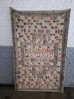 Vintage kilim berber tapijt, Antiek en Kunst, Antiek | Tapijten, Tafelkleden en Textiel, Ophalen