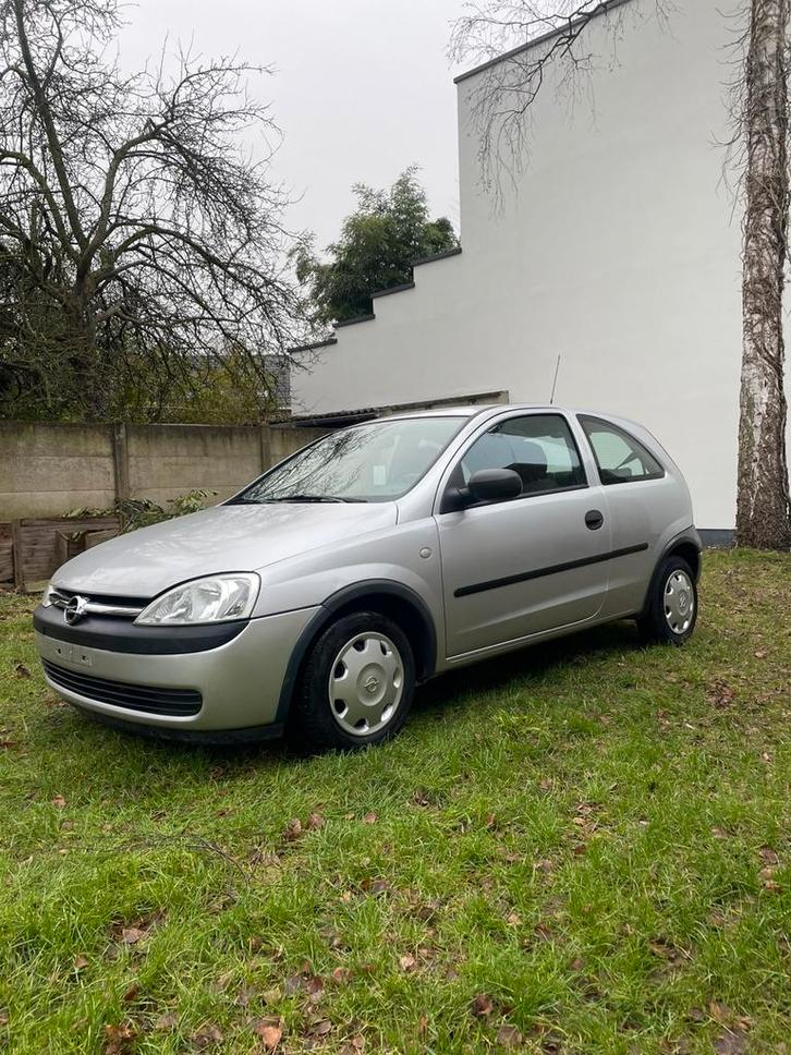 Opel Corsa 2002 Grijs - Zeer nette staat, Auto's, Opel, Particulier, Corsa, Elektrische ramen, Radio, Benzine, Stadsauto, 3 deurs