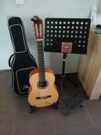 Akoestische gitaar + toebehoren, Muziek en Instrumenten, Snaarinstrumenten | Gitaren | Akoestisch, Ophalen, Zo goed als nieuw