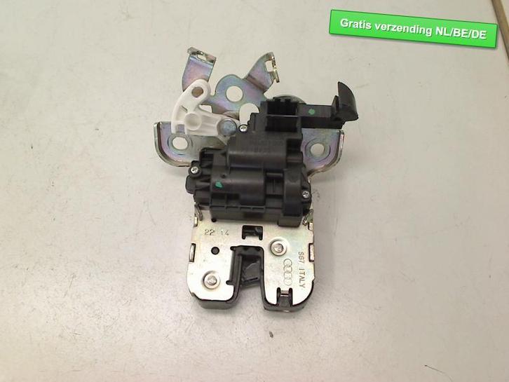 ACHTERKLEPSLOT Audi A3 Sportback (8VA / 8VF) (8R0827505), Auto-onderdelen, Carrosserie, Achterklep, Audi, Gebruikt