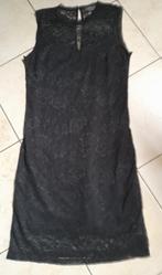 zwart kanten kleedje mt M, Ophalen of Verzenden, Zo goed als nieuw, Maat 38/40 (M), Zwart