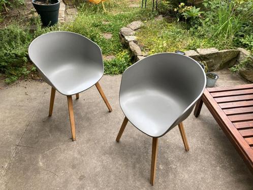 2 grijze Hay-stoelen “About A Chair” AAC22, Huis en Inrichting, Stoelen, Gebruikt, Twee, Hout, Kunststof, Grijs, Ophalen of Verzenden