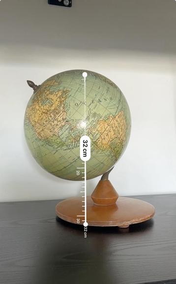 Vintage Wereldbol – Decoratief & Klassiek beschikbaar voor biedingen