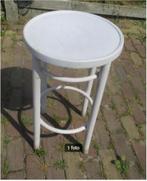 Joli tabouret/chaise en bois blanc - 67H et 41D, Comme neuf, Bois, Enlèvement ou Envoi, Blanc