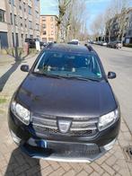 Dacia Sandero Stepway plus Tce 90 Bouwjaar 2014, Auto's, Dacia, Voorwielaandrijving, Stof, Zwart, 1098 kg