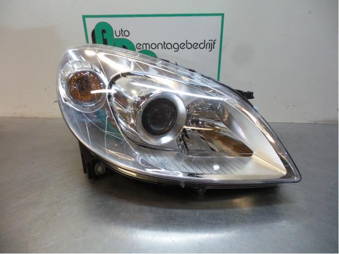 Koplamp rechts van een Mercedes B-Klasse (B-Klasse 05-), Auto-onderdelen, Verlichting, Nieuw, 3 maanden garantie, Ophalen of Verzenden