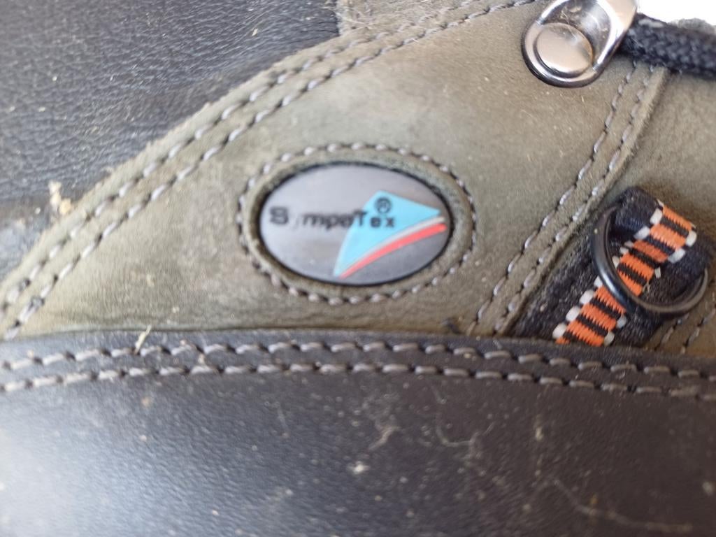 Super degelijke veiligheidsschoen maat 46 in perfecte staat, Ophalen, Zo goed als nieuw, Zwart