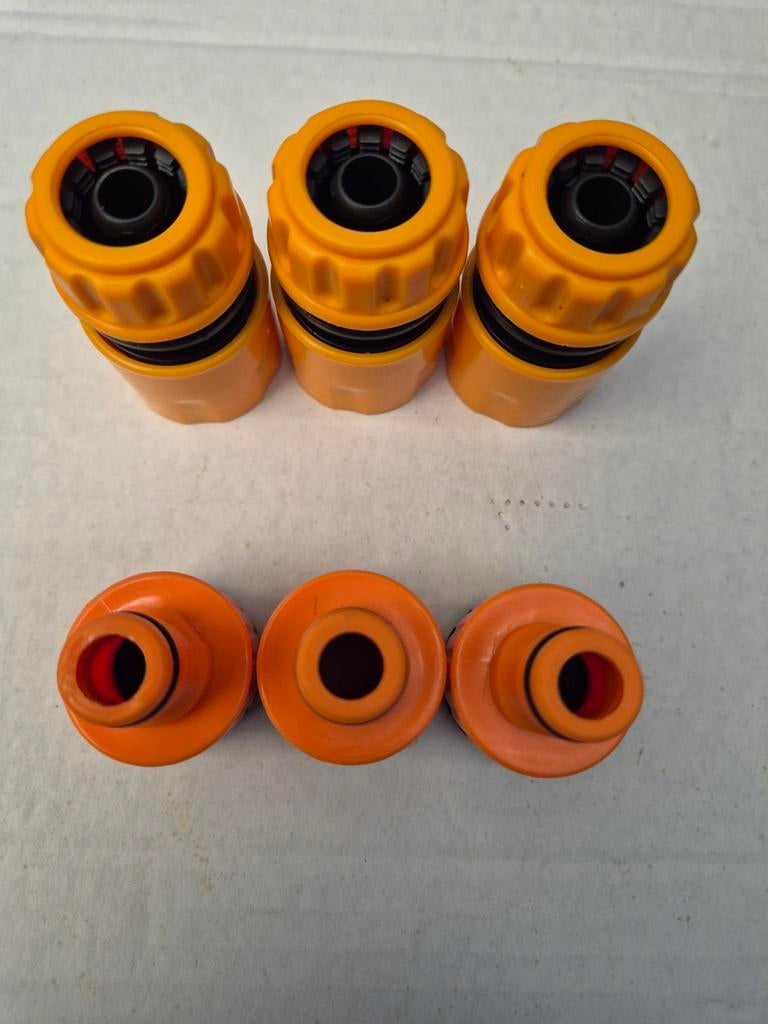 RACCORDS CONNECTEURS EAU (NEUFS) - voir descrition, Enlèvement