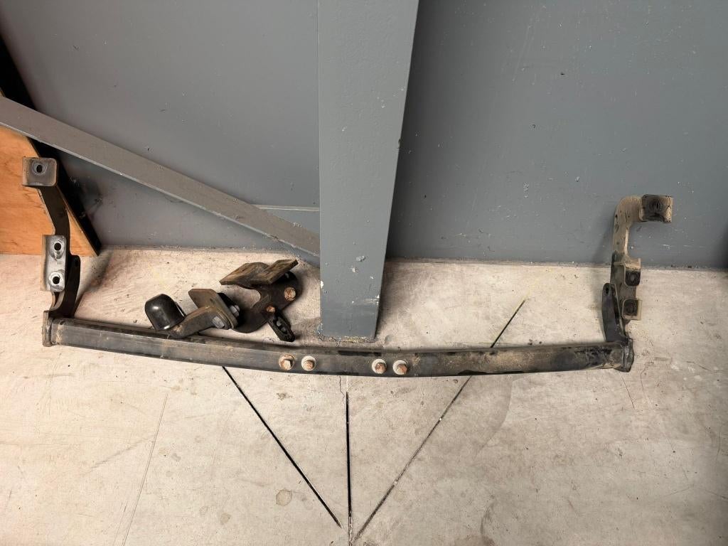 Attache remorque Renault Kangoo, Enlèvement, Utilisé