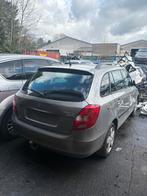 SKODA FABIA 2012 TOUTES LES PIÈCES DISPONIBLES, Enlèvement, Utilisé, Skoda