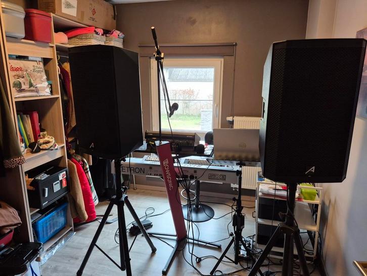 Ensemble clavier ketron sd8 et sd90 et tout la sonorisation, Musique & Instruments, Claviers, Yamaha, Enlèvement