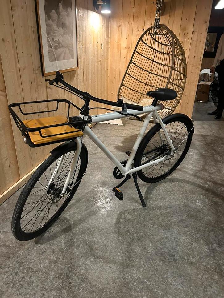 VanMoof fiets NIET elektrisch (nooit gebruikt), Fietsen en Brommers, Fietsen | Cruisers en Lowriders, Nieuw, Heren, Ophalen