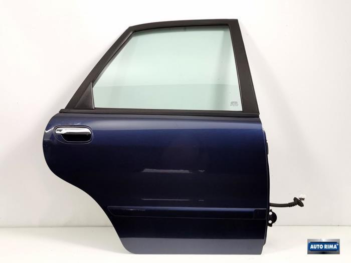 Portière 4portes arrière droite d'un Volvo S40 (343), Autos : Pièces & Accessoires, Carrosserie & Tôlerie, Porte, Volvo, Utilisé