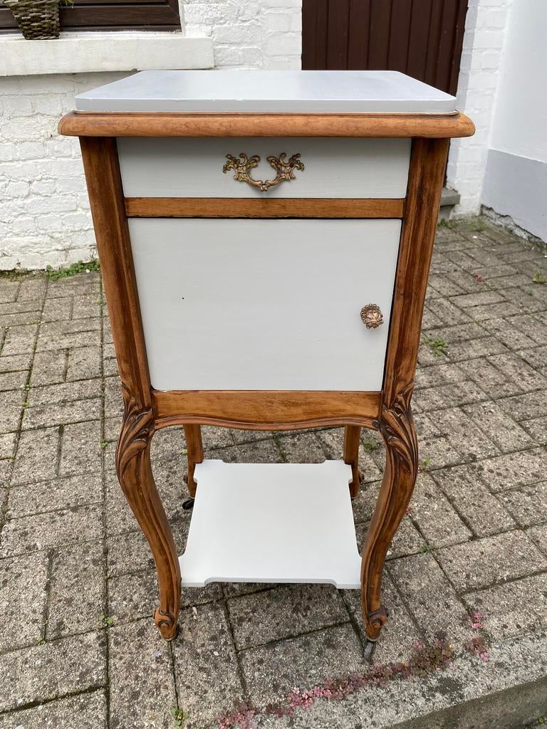 Meuble d’appoint restauré, Enlèvement, Utilisé, Bois