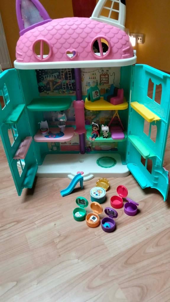 Gabby 's Poppenhuis & accessoires, Ophalen of Verzenden, Zo goed als nieuw, Poppenhuis