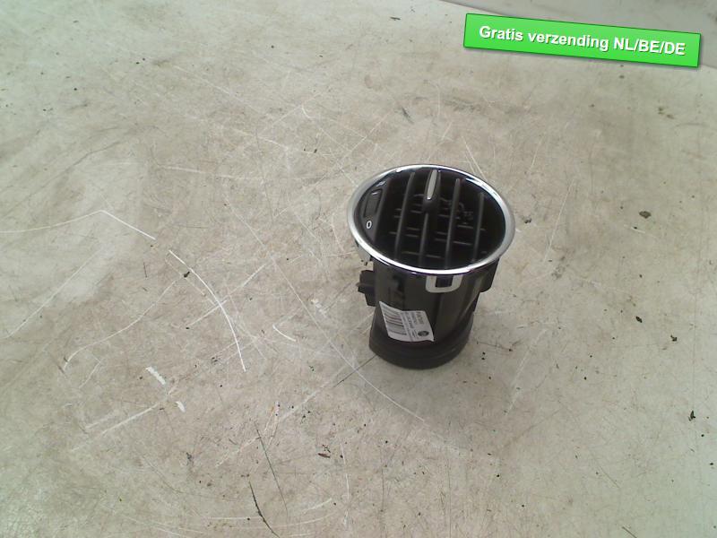 AERATEUR TABLEAU DE BORD GAUCHE Fiat 500 (312) (735627421), Dhr. R. de Gouw, Utilisé, Fiat, De Bloemendaal 21 21
5221 EB  'S HERTOGENBOSCH, NL