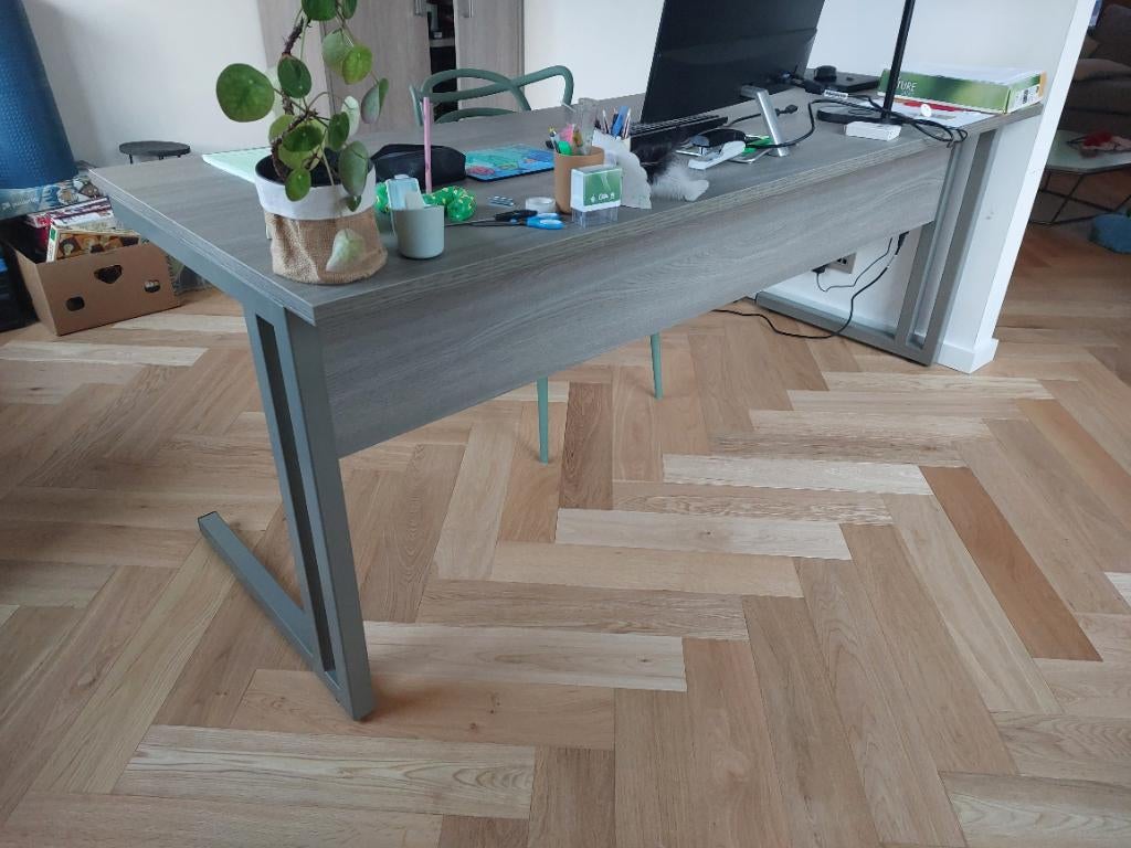 Bureau + boekenkast, Huis en Inrichting, Ophalen, Zo goed als nieuw, Overige merken, Grijs