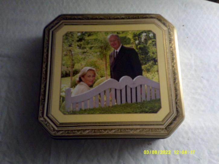 Blikken doos Koning Albert II en Paola, Verzamelen, Koningshuis en Royalty, Zo goed als nieuw, Overige typen, Ophalen of Verzenden