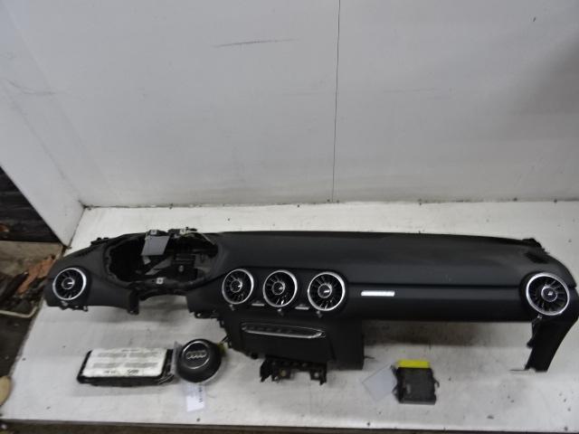 AIRBAG ENSEMBLE Audi TT (FV3 / FVP) (5Q0959655P), Autos : Pièces & Accessoires, Autres pièces automobiles, Audi, Utilisé