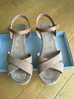 Dames sandalen - maat 39, Ophalen, Beige