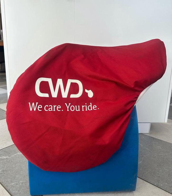 CWD classic springzadel, Dieren en Toebehoren, Paarden en Pony's | Zadels, Gebruikt, Springen, Ophalen