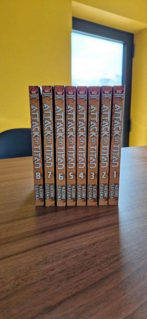 Attack on Titan manga set, Boeken, Strips | Comics, Zo goed als nieuw, Meerdere comics, Japan (Manga), Ophalen of Verzenden