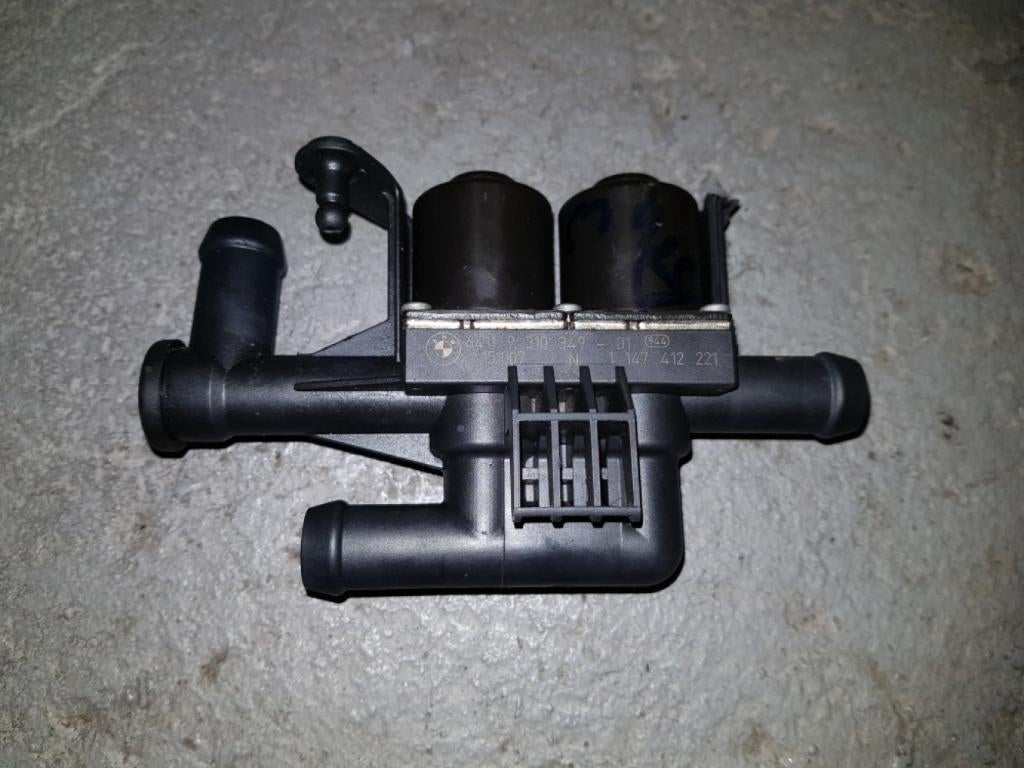 Waterpomp BMW F10 530 d 2014, Auto-onderdelen, Ophalen of Verzenden, BMW