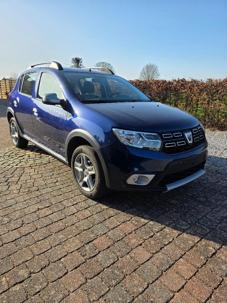 Dacia Sandero Stepway 2018 à faible kilométrage 1 propr., Autos, Dacia, Particulier, Sandero, ABS, Alarme, Ordinateur de bord