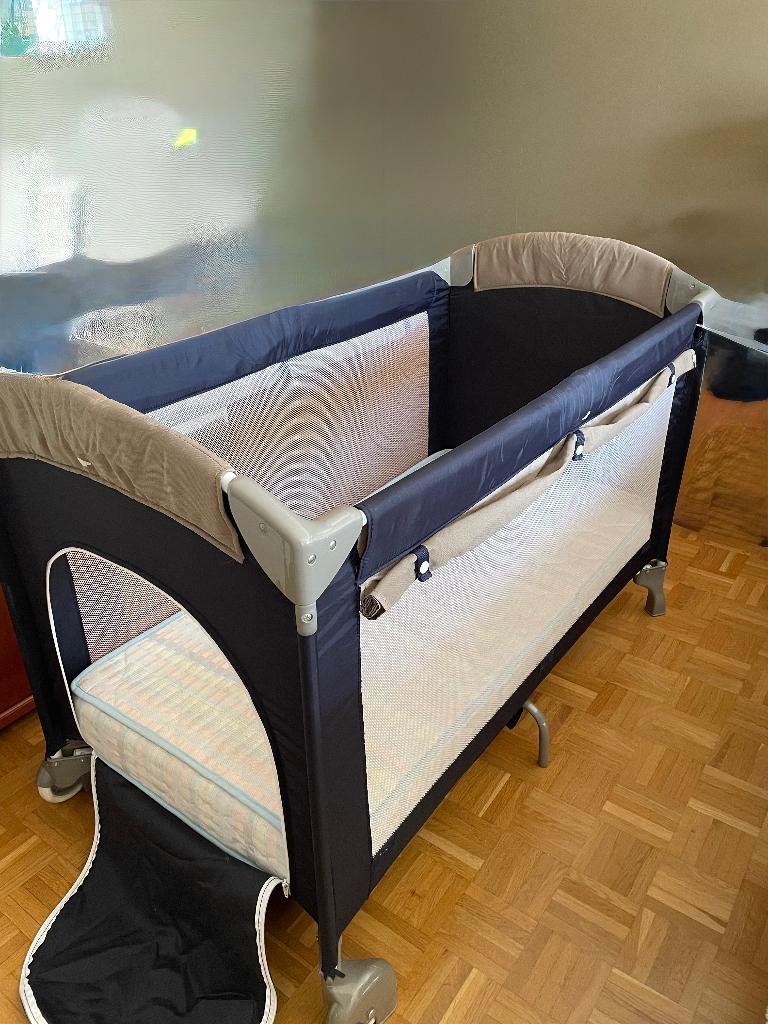 Reisbedje, Kinderen en Baby's, Babywiegjes en Ledikanten, Ophalen, Gebruikt, Reisbedje