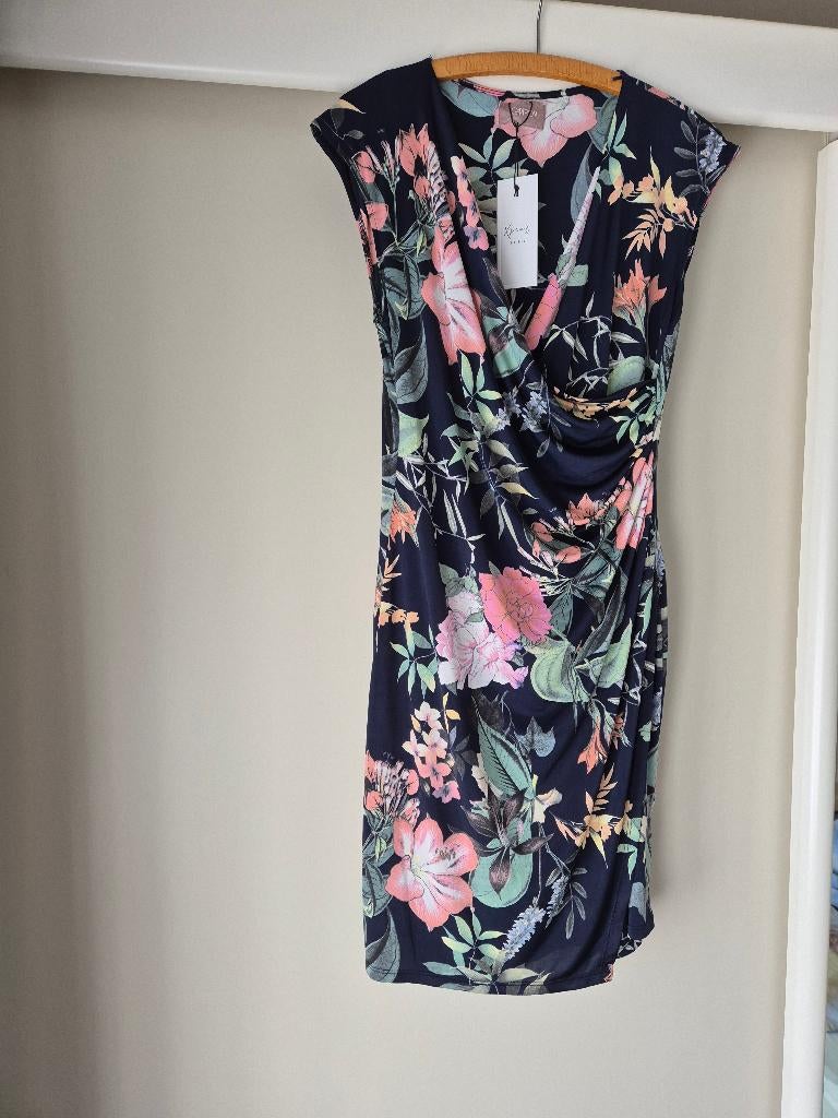 dames jurk nieuw maat m, Kleding | Dames, Jurken, Ophalen of Verzenden, Nieuw, Maat 38/40 (M), Overige kleuren