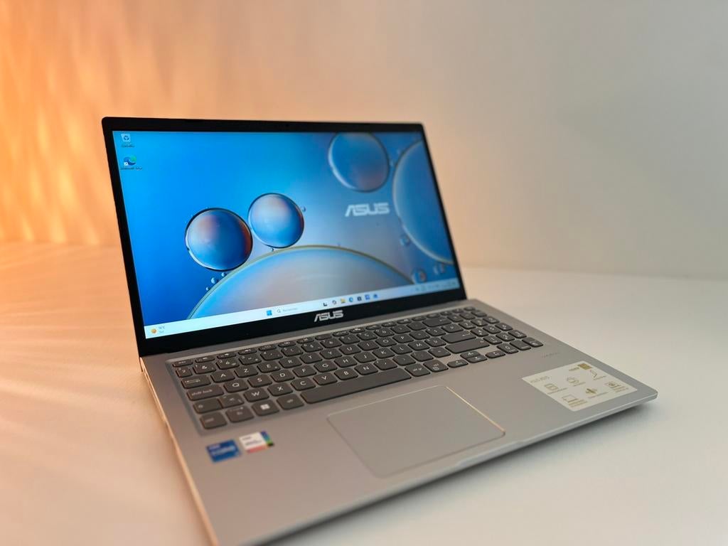 ASUS vivobook laptop (bijna niet gebruikt), Computers en Software, Windows Laptops, Zo goed als nieuw, 15 inch, SSD, Onbekend