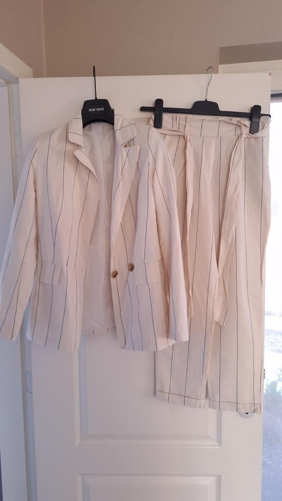 Costume d'été en lin pour femme taille 36, Enlèvement ou Envoi, Comme neuf, Taille 36 (S)