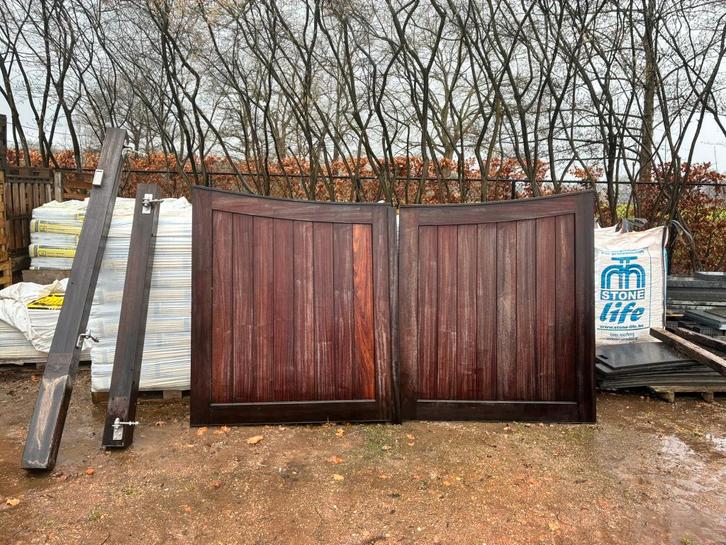 dubbele vleugelpoort, Tuin en Terras, Tuinpoorten, Gebruikt, Draaipoort, Hout, 150 tot 200 cm, 200 cm of meer, Ophalen