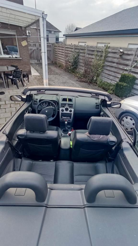 Renault Megane cabrio GEKEURD VOOR VERKOOP, Auto's, Renault, Particulier, Trekhaak, Benzine, Ophalen