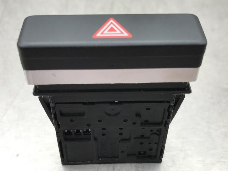 ALARMLICHTEN SCHAKELAAR Honda Jazz (GK / GP) (|M55804|), Auto-onderdelen, Dashboard en Schakelaars, Honda, Gebruikt