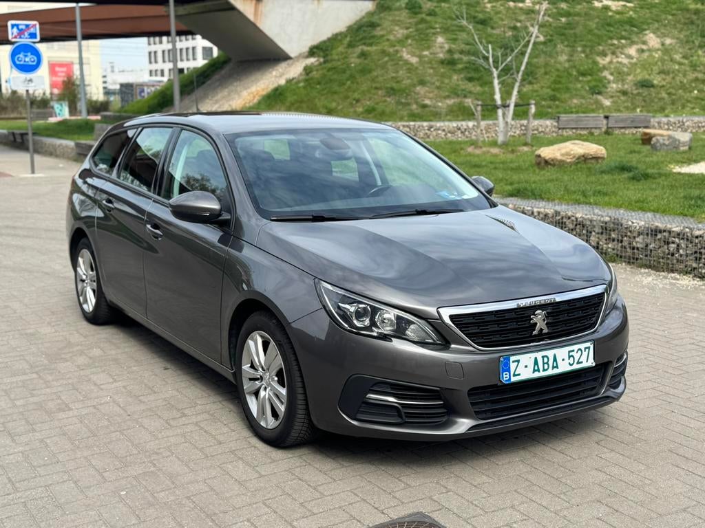 PEUGEOT 308 | BOÎTE AUTOMATIQUE | DIESEL | EURO 6b, Argent ou Gris, 6 portes, Euro 6, Entreprise