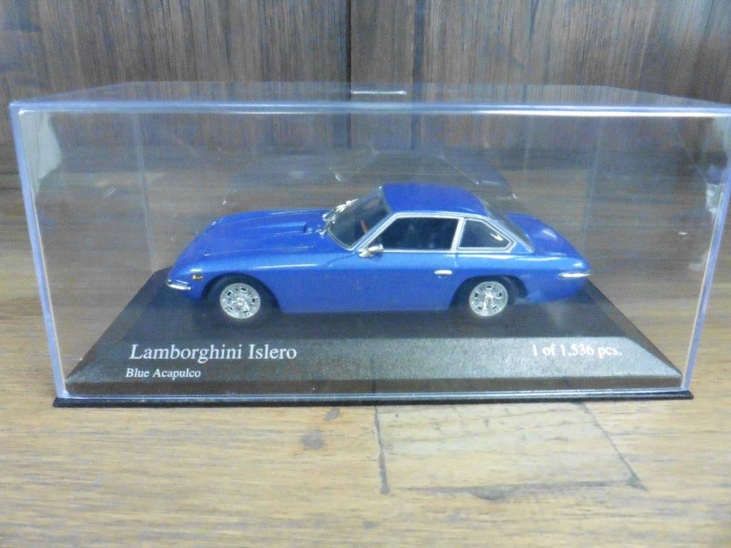 Minichamps 1/43 Lamborghini Islero (Blue Acapulco), Ophalen of Verzenden, Zo goed als nieuw, Auto, MiniChamps