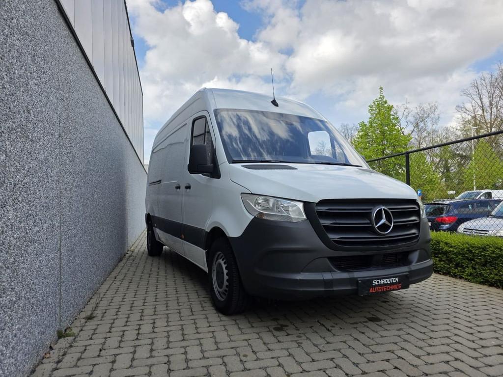 Mercedes-Benz Sprinter 22305.78 + btw (bj 2020), Auto's, Voorwielaandrijving, Stof, Gebruikt, Wit
