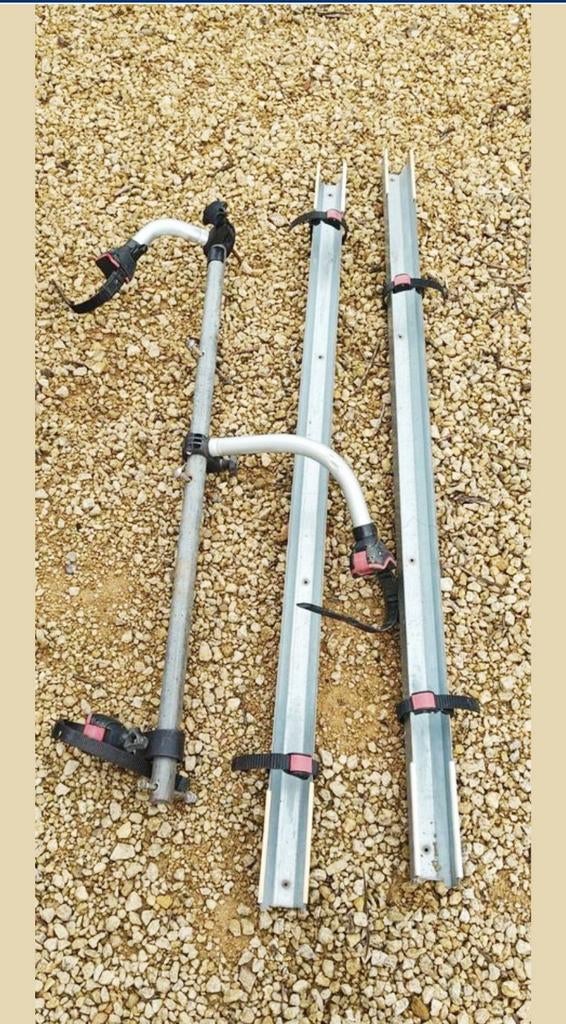 Porte-vélos, Vélos & Vélomoteurs, Enlèvement, Comme neuf