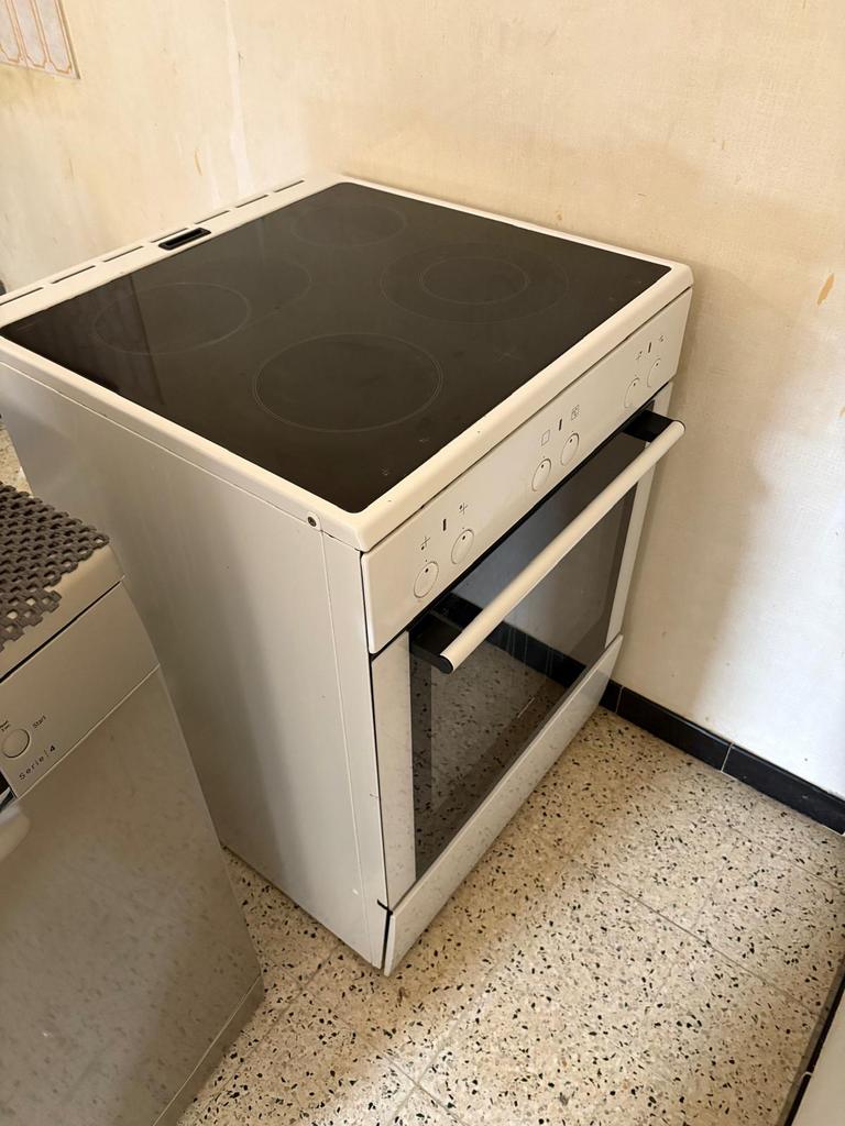Kookvuur + oven, Elektronische apparatuur, Ophalen of Verzenden, Zo goed als nieuw, Oven