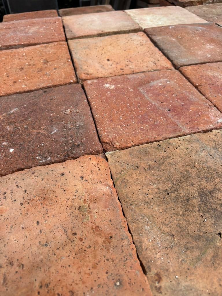 Lot antieke terracotta in tegels.Voor info BELLEN 0474220705, Antiek en Kunst, Antiek | Wandborden en Tegels, Ophalen